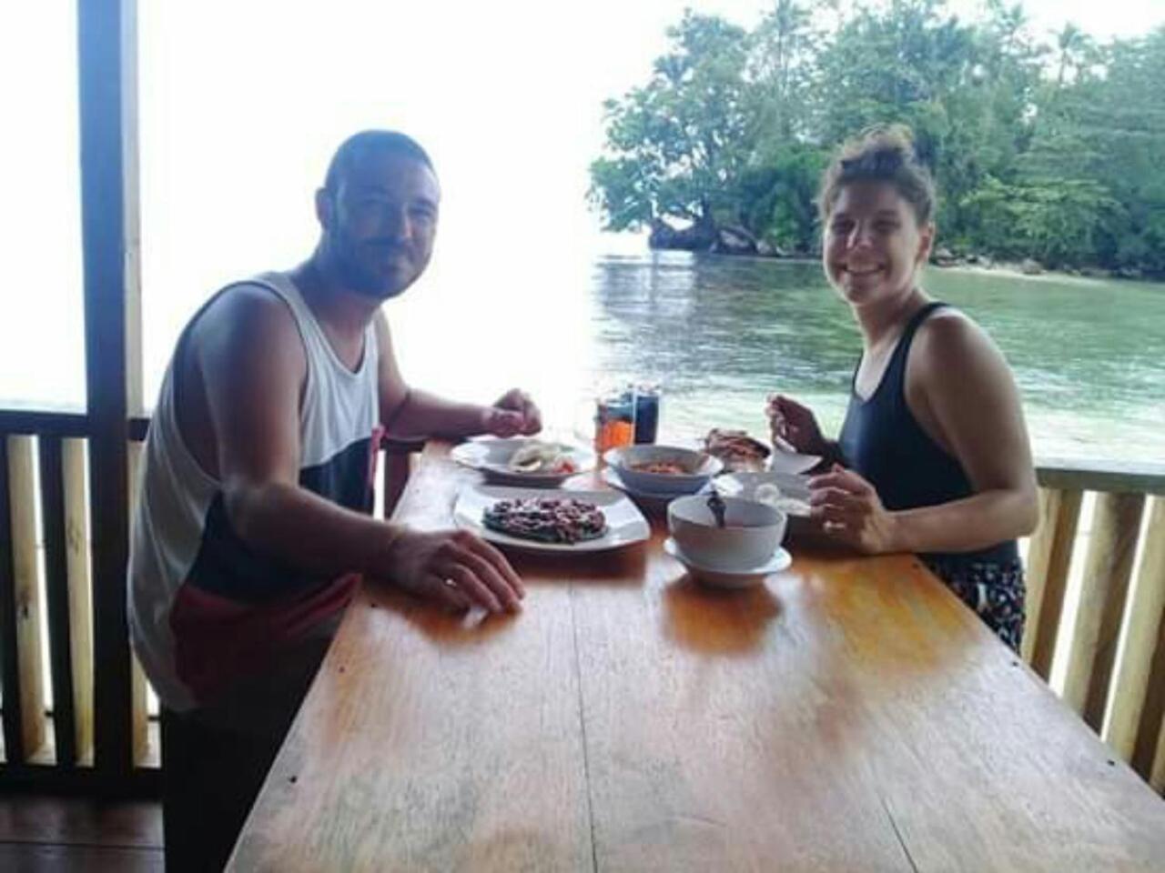 Nusa Nalan Beach Resort Rumah Olat Kültér fotó