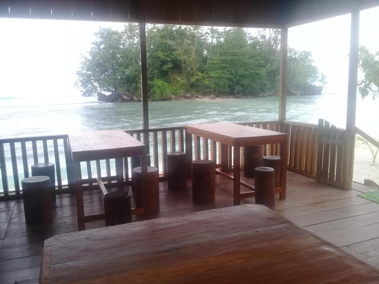 Nusa Nalan Beach Resort Rumah Olat Kültér fotó