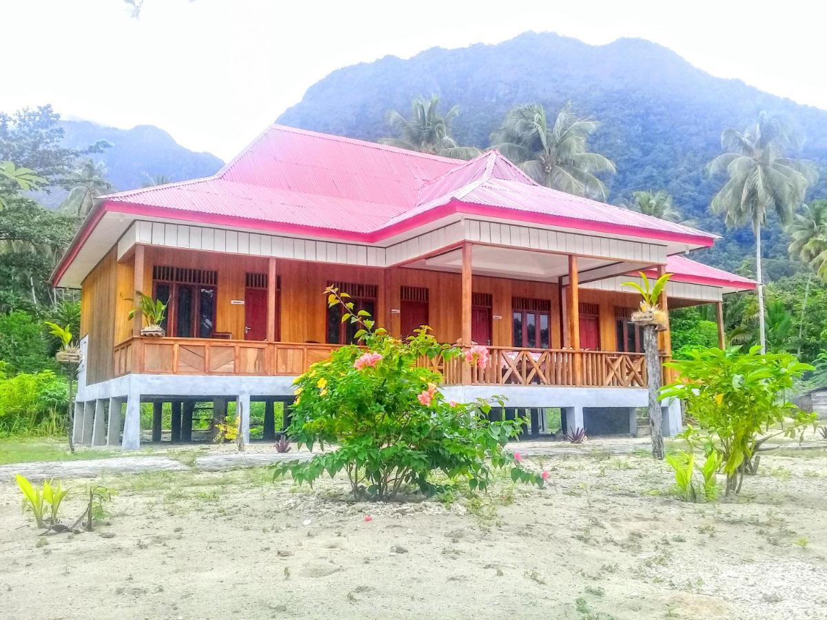 Nusa Nalan Beach Resort Rumah Olat Kültér fotó